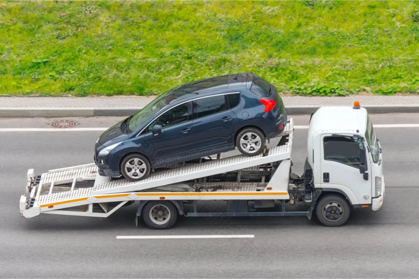 車輛正在拖車上.jpg