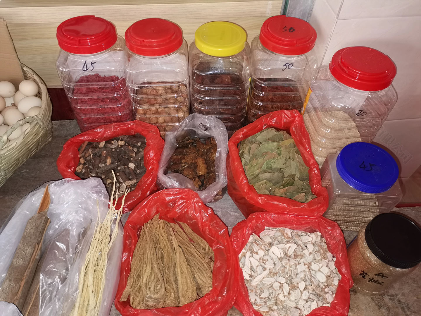 店里正在銷售的干料.jpg
