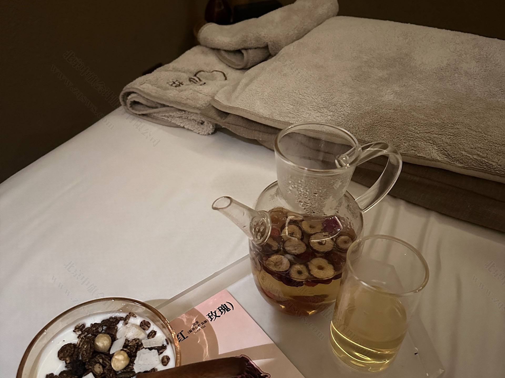 按摩店里邊的精油.jpg