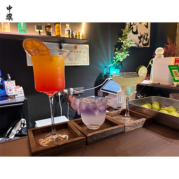 成本不到10萬，小鎮(zhèn)上的酒吧生意到底靠什么活？