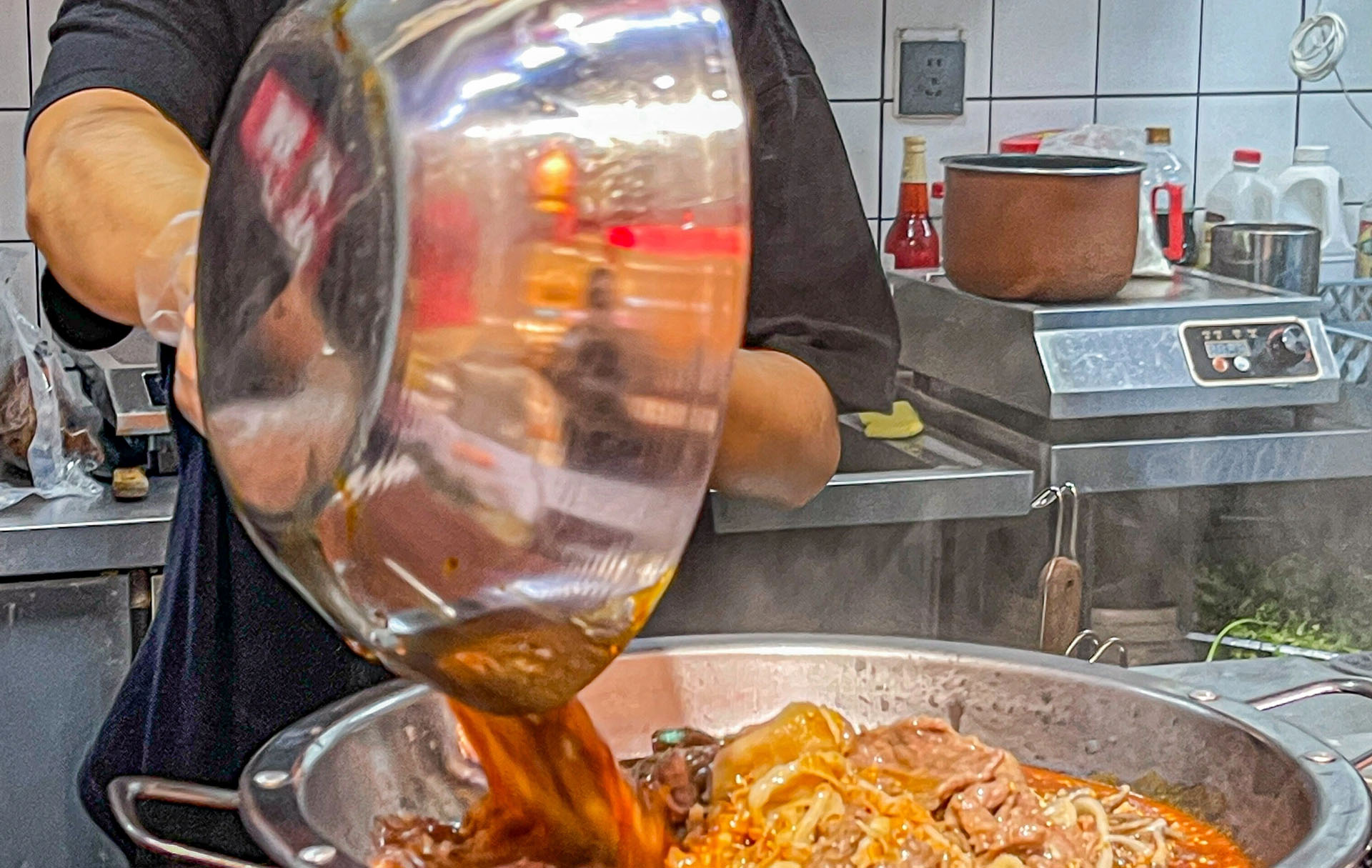 冒菜出餐非?？欤唵伟鑾紫录纯?jpg
