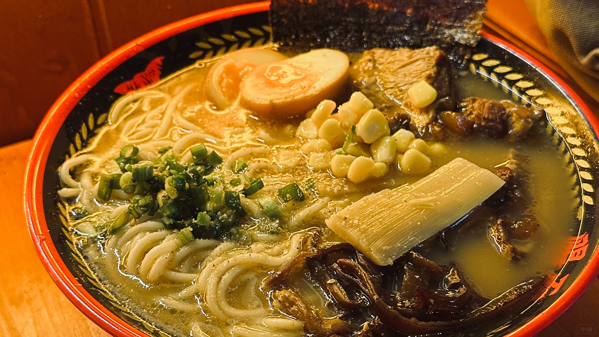 一碗牛骨湯拉面.jpg