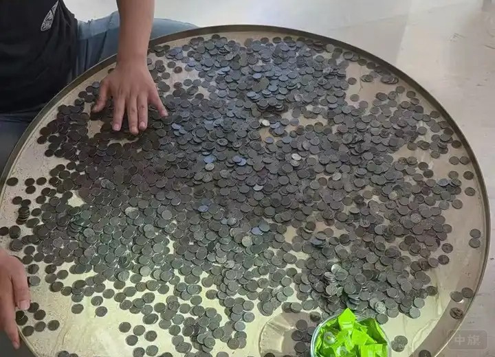 硬幣清點(diǎn)工作.jpg